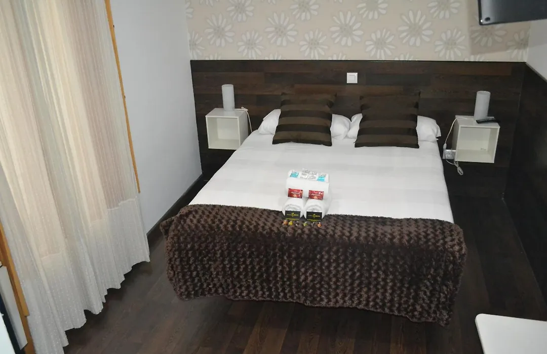 Hostal El Brezo-1